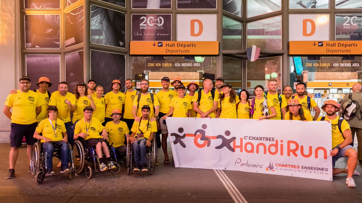 handi_run's tweet photo. Nous l'avons fait. MERCI ! #noutienbon #noulargpa #onestla #objectifgrandraid #toutseulonvaplusvite #ensembleonvaplusloin #handicap #inclusion #joelette #GrandRaid #DiagonaledesFous #Plaisir #Partage #Emotions #RunHandiMove #lareunion #diversite https://t.co/QHKIeTkJjZ