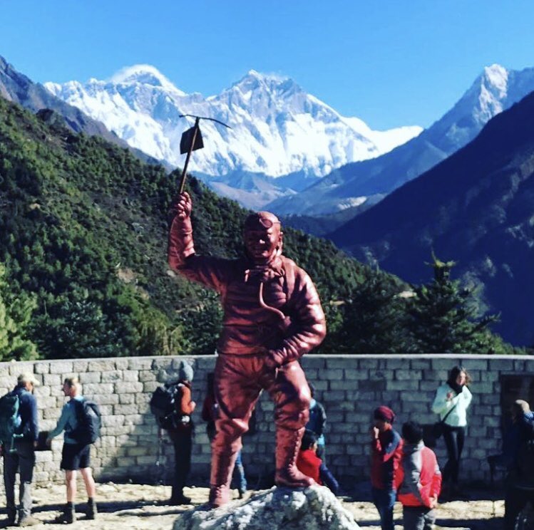 HorizonSocks's tweet photo. Jim’s winding down with a trip to  Sherpa Tenzing’s memorial with Everest in the background: awesome 🙌🏻 #horizonsocks #merinowool #mountaineer #mountaineering #himalaya #everest #primaloft https://t.co/IDt40KYmed