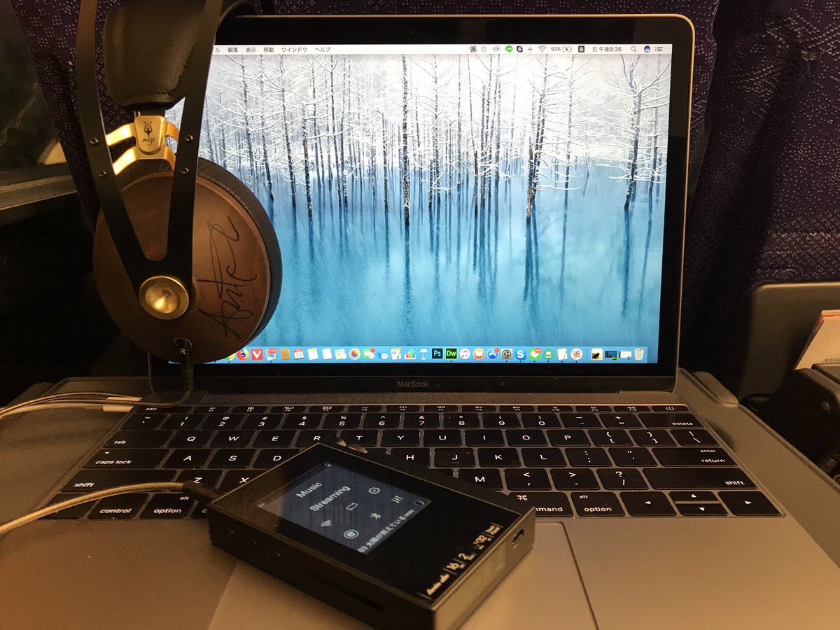 Pine_App1e's tweet photo. 帰宅途中。レビュー書けてないけど、99 Classics + 純正バランスケーブル + rubato DP - S1 でゆったりとイエモンを楽し見ながら帰ります。
#MezeAudio #99Classics #99_Classics #ONKYO #rubato #音楽好きと繋がりたい #TYMS #BELIEVER #hpfes #tokyohpfes https://t.co/5Zcs6ELDyO