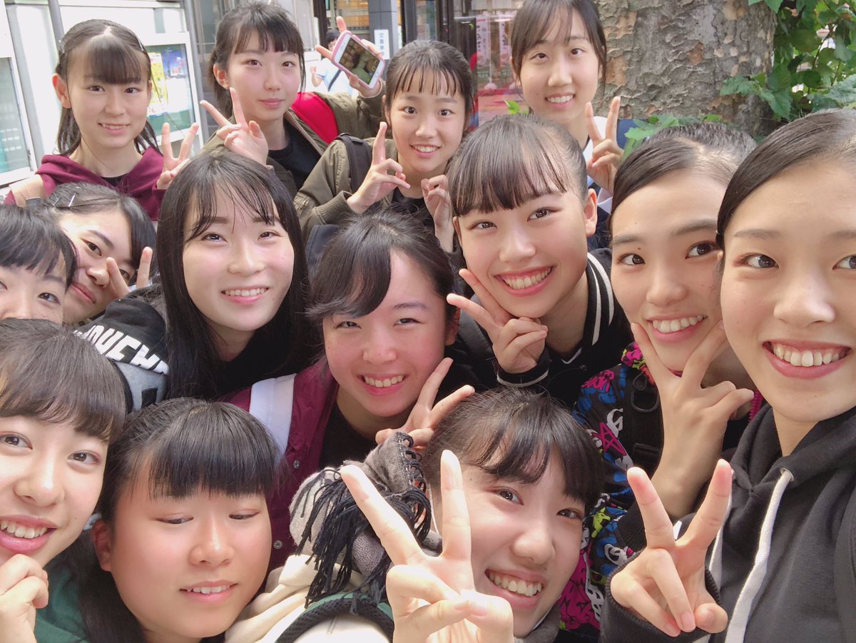 Amuse_ngndc's tweet photo. バスケの試合のハーフタイムで踊らせてもらいました！🏀
3年生も呼んでもらえて久しぶりに
みんなで部活して踊っていっぱい笑ったね！！楽しかった！ https://t.co/rWdGKhahLp