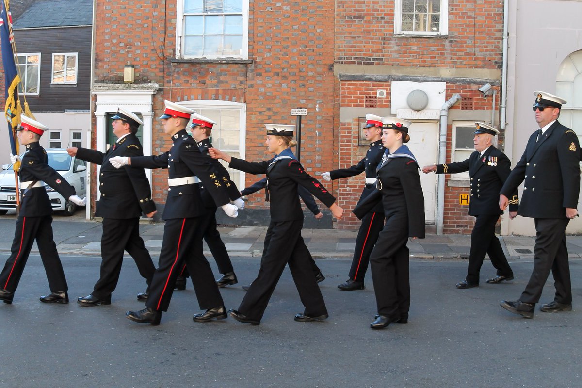 SeaCadetsRyde's tweet image. @SeaCadetsRyde and @CowesSCC cadets and staff attended RBL Poppy launch in Newport IOW #PoppyAppeal #Armistice100