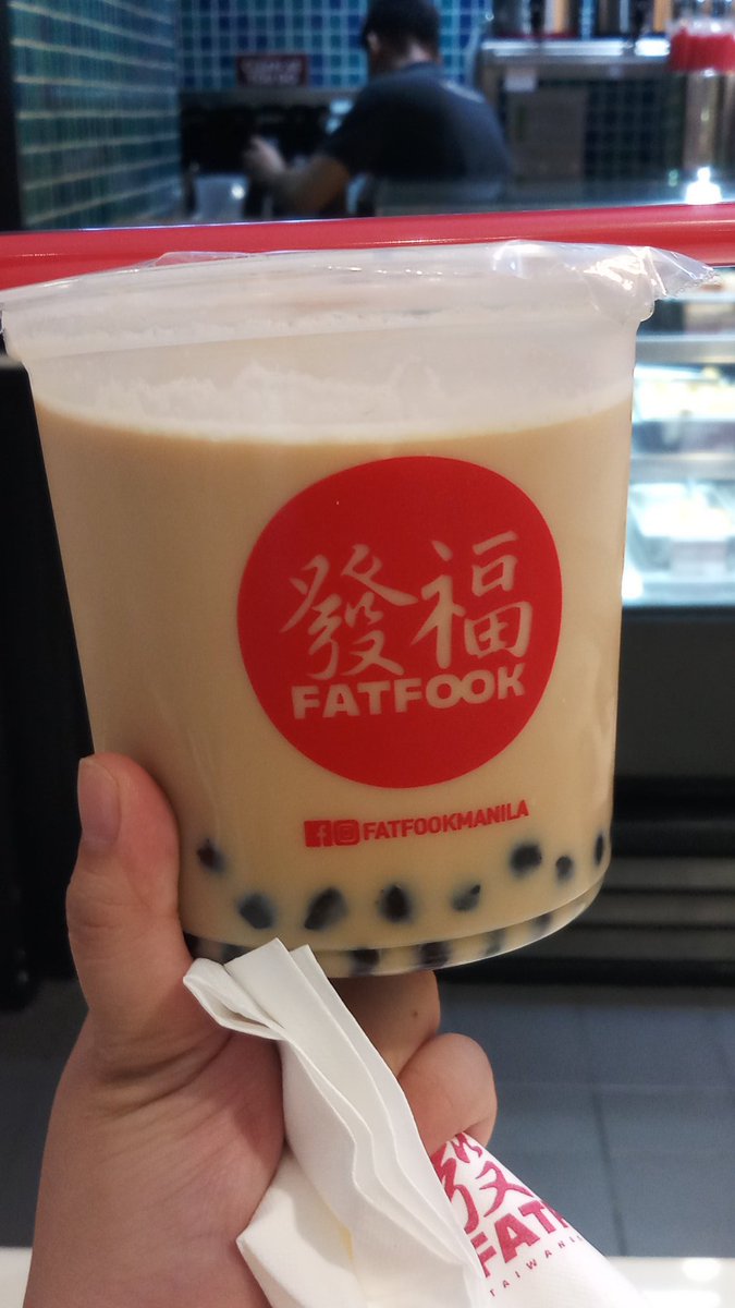 prichimarie's tweet photo. Milk tea sizes now available:
Small, medium, large and TABO SIZED.
Lolololol also its only 98 pesos!! #MilkTea #FatFook #BucketMilk https://t.co/j8IwN2L4s6