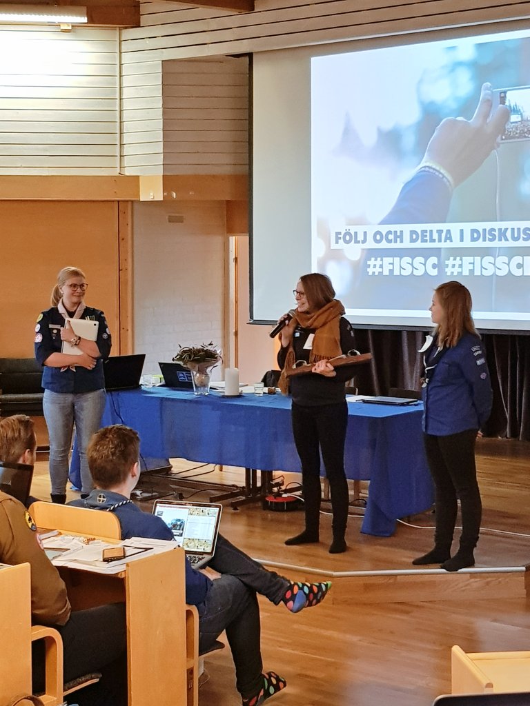 fisscsoppa's tweet photo. Vandringpriset Klyset delas i år ut till Sabina Fortelius! Grattis! 😊 #fisschm https://t.co/YbcDZkiOtl