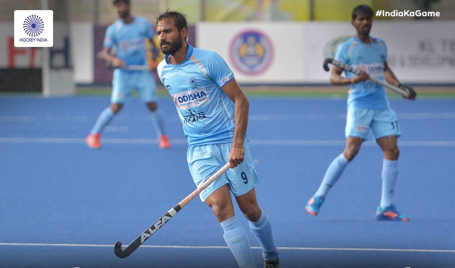 DDNational's tweet photo. चक दे इंडिया!!
🇮🇳 3 - 2 🇯🇵
CONGRATULATIONS #TeamIndia 🇮🇳 !!
#India beat #Japan 3-2 in semis, set to face arch-rival #Pakistan in finals today
Men's #Hockey #AsianChampionsTrophy2018
#INDvJPN #IndiavsPakistan #INDvPAK https://t.co/Ncp9R1hFSK
