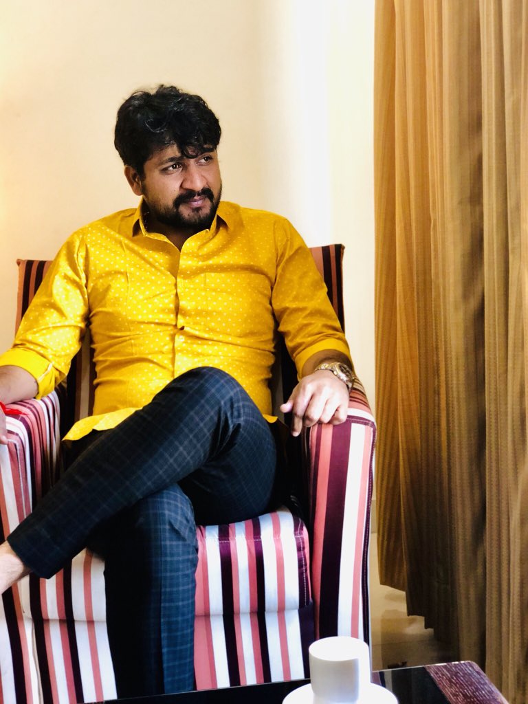 thedineshdesai's tweet image. तूफ़ान ज्यादा हो तो कश्तियां डूब जाती है....
और अहम ज्यादा हो तो हस्तिया भी डूब जाती है.... @meetdineshdesai #JayVisatMeldiMaa #VisatMeldi #DineshDesai #BJPGujarat #BJYM #ModiFor2019 #MannKiBaat #SardarPatel