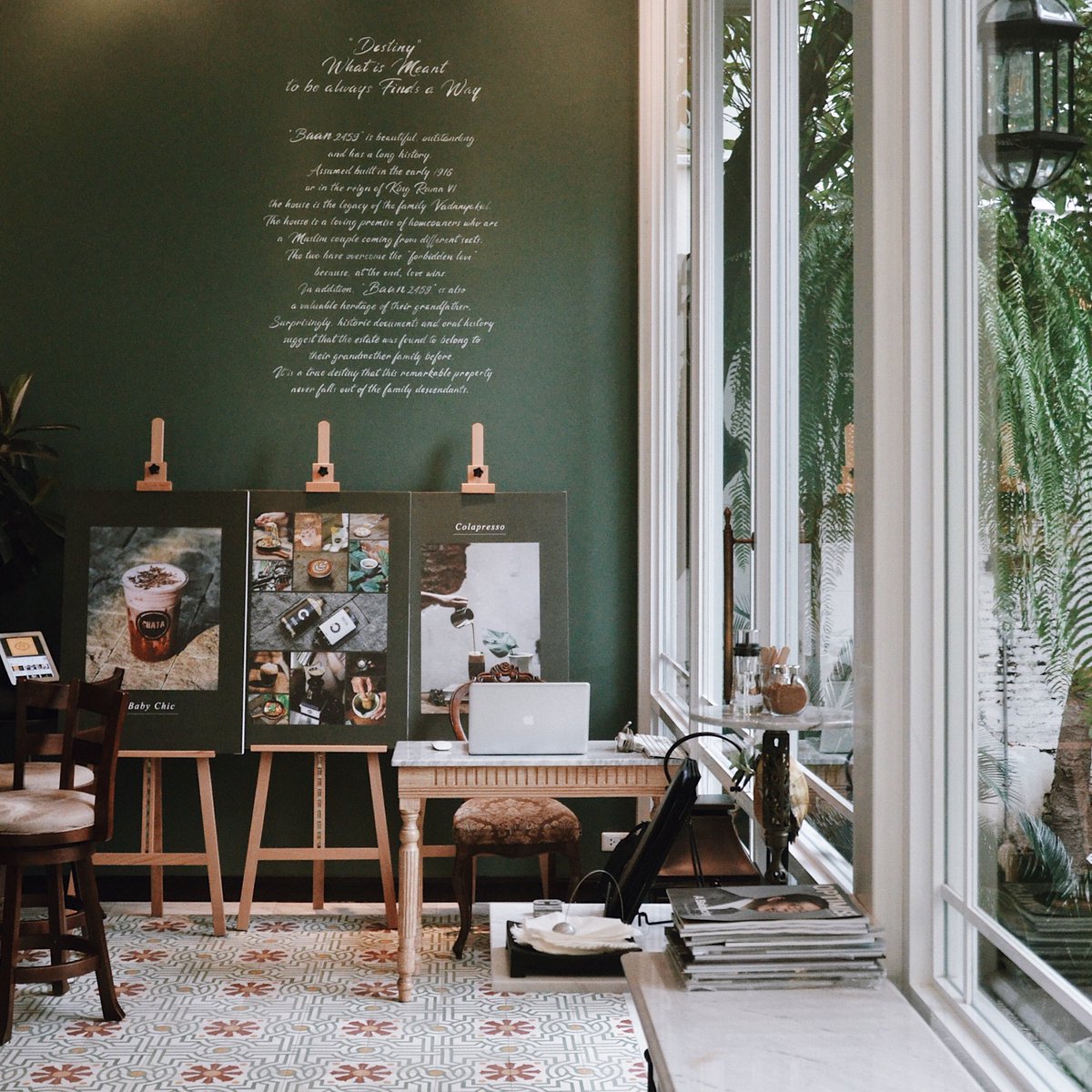 peemoniwa's tweet photo. CHATA specialty coffee • Yaowarat
ร้านนี้เคยมาแล้ว แต่มาลองโซนที่เปิดใหม่ได้สักพัก บรรยากาศดีและเงียบสงบมากๆ เค้กอร่อยยย เครื่องดื่มก็โอเค เหมาะมานั่งทำงานหลบแดด ตกเย็นก็ไปหาอะไรกินเยาวราชต่อเลย 👍🏻
#peemoniwareview #อร่อยไปแดก #รีวิวคาเฟ่ @aroii https://t.co/nGkE3DoZOM