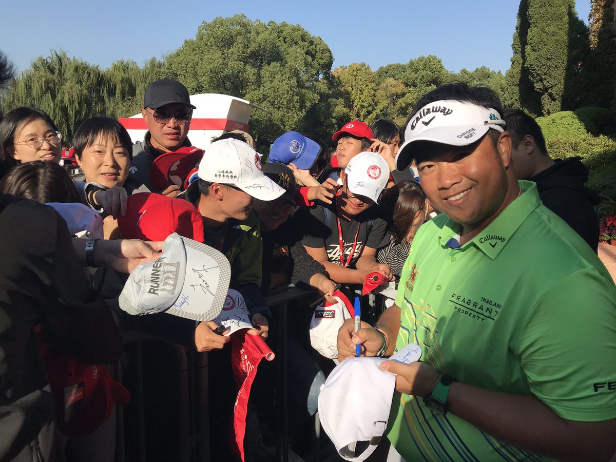 He’s happy. 😊 T4 finish which is his personal best at a WGC and also best by a Thai! Well done <a href="/kiradech/">Kiradech Aphibarnrat</a> #WGCHSBCChampions #whereitsAT