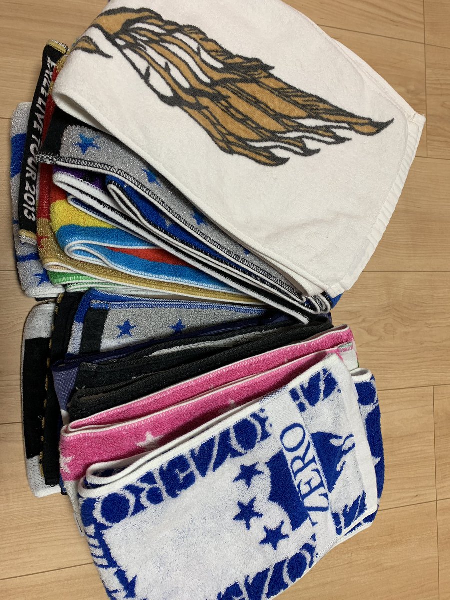 tomoomi_312_'s tweet photo. #三代目 #ZERO #BI #BP #MP #SV #ホットロード  #EXILE #TOW #PRIDE #PY #写真集 #うちわ お譲りいたします😊
気になる方はdmください https://t.co/dHPwQwVwYY