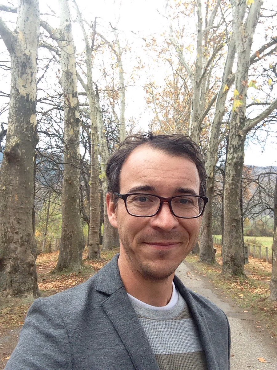 MrGYouTubes's tweet photo. #FallFace https://t.co/hntqS4ldl9