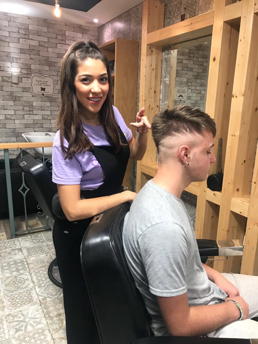 DUOpeluqueros's tweet photo. ¡Nuestro Barbershop! 

#barberos #barberia #menstyle https://t.co/9gxxUhLFfg
