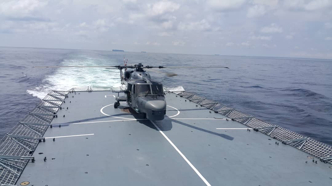 mykamarul's tweet photo. Tahniah KD @FsgKasturi kejayaan dalam #AMANYOUYI2018 dgn PLA Navy #DiplomasiPertahanan https://t.co/tcxg2bfrhW