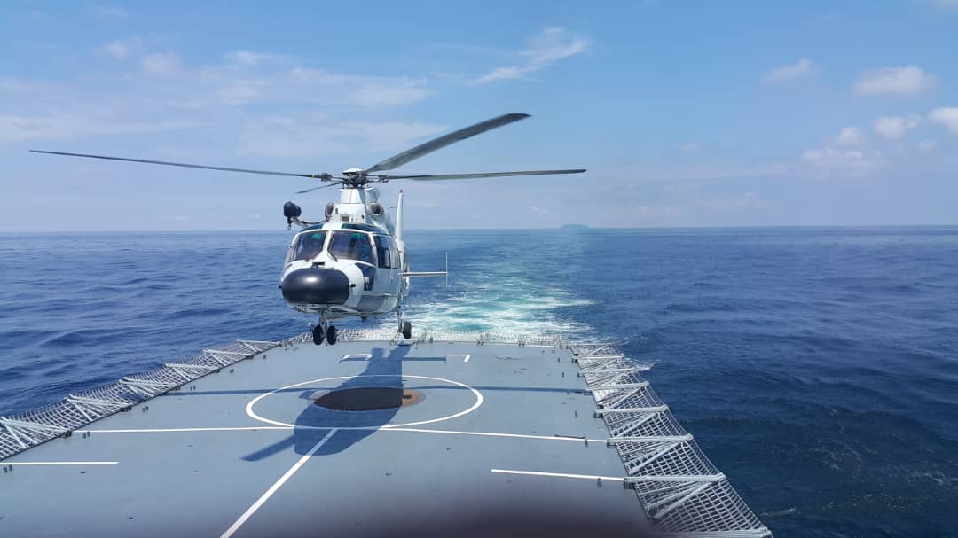 mykamarul's tweet photo. Tahniah KD @FsgKasturi kejayaan dalam #AMANYOUYI2018 dgn PLA Navy #DiplomasiPertahanan https://t.co/tcxg2bfrhW