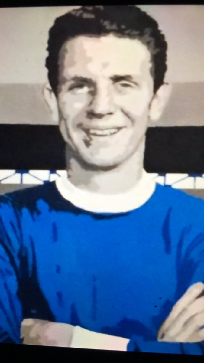 KitsOnHangers's tweet image. “One Evertonian....... “ #Corinthian #Labby 
It’s Available....(3Pts) Are We Brave Enough 💙💙💙 Same Starting XI For Me ✔️
@philevoefc @Tony11grant @davetaylor62 @marknicko68 @KeithMullin @DegsyHatton @RWGbluenose @bluescouse @RichieTheCat