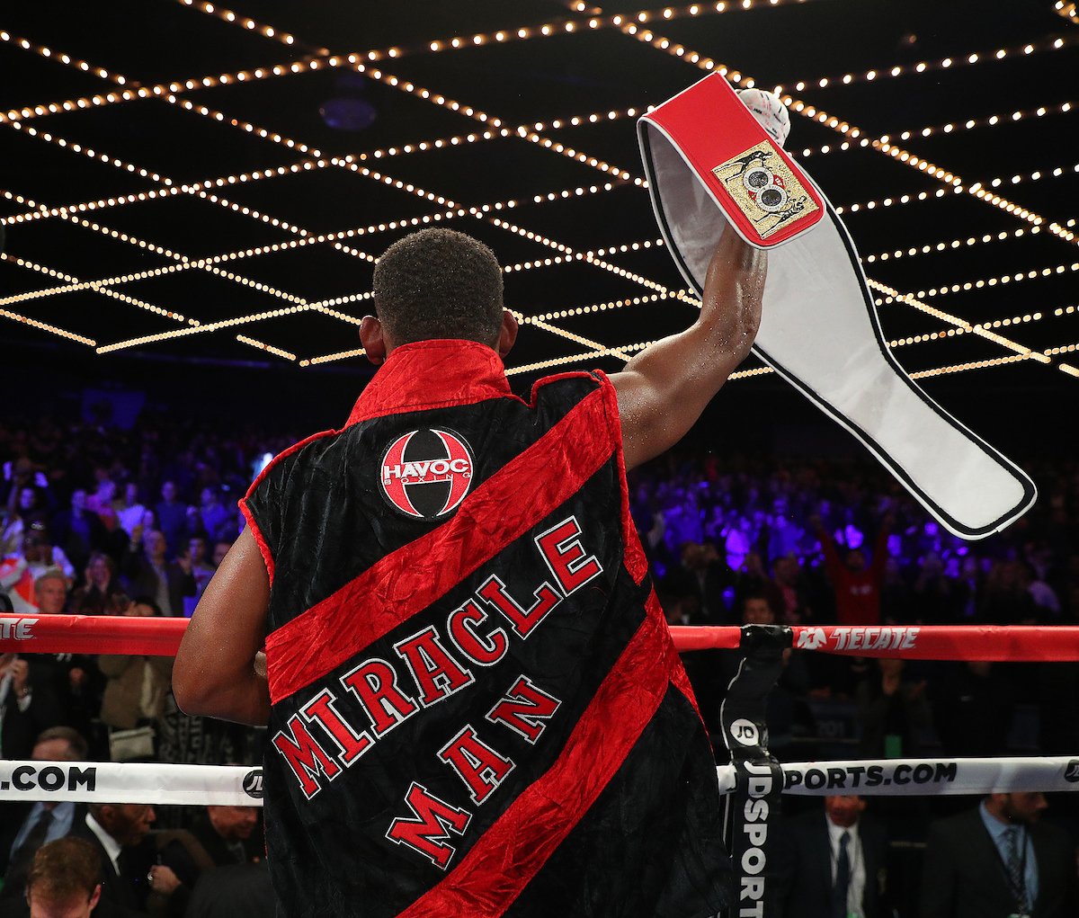MatchroomBoxing's tweet photo. 👑 @DanielJacobsTKO 

#TwoTimeWorldChamp https://t.co/U6uGAal3ZJ