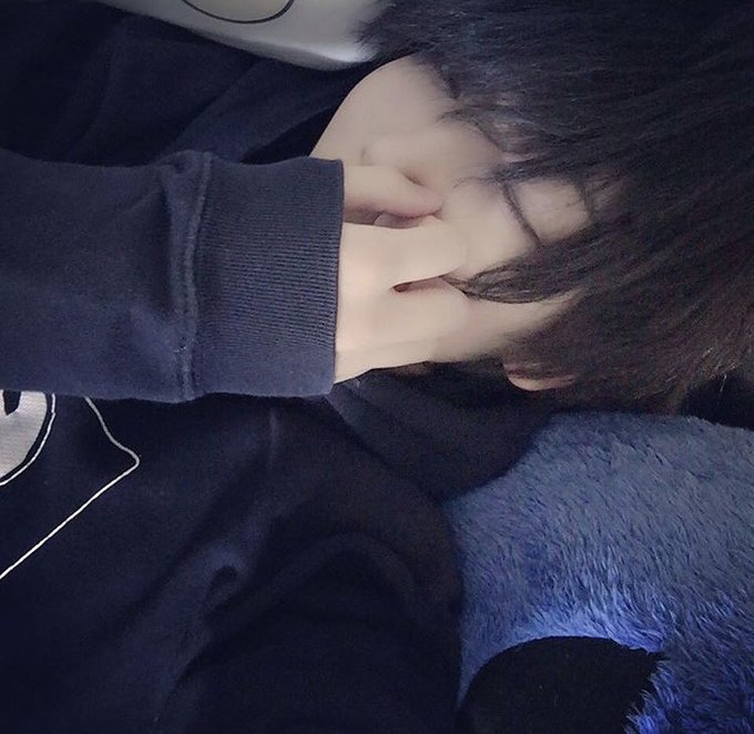 寝顔のtwitterイラスト検索結果 古い順