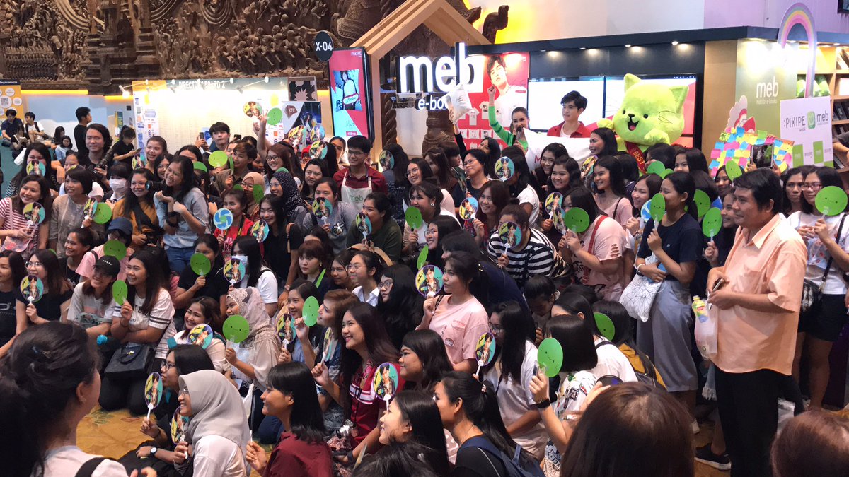 pixipe_official's tweet photo. ขอบคุณทุกๆท่านนะค้า สินค้า official ของน้องใกล้จะหมดแล้วนะคะ จำนวนจำกัดสุดๆเลยค่า #pixipe
#pixipeXconversation
#มาร์คมีน
#marnikaz
#มาร์คเป็นลูกชิ้น
#TUSexyBoy
#conversationthailand https://t.co/h9sd24OdYj