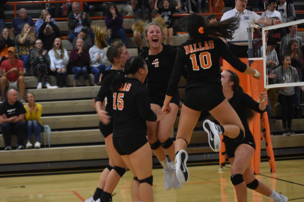 J_McDonald81's tweet photo. Going Back To The Elite 8 https://t.co/9MhoMSLs5O @OSAASports @DallasDragonVB @DWHAT_DTOWN https://t.co/sfEV5Ma8Lw