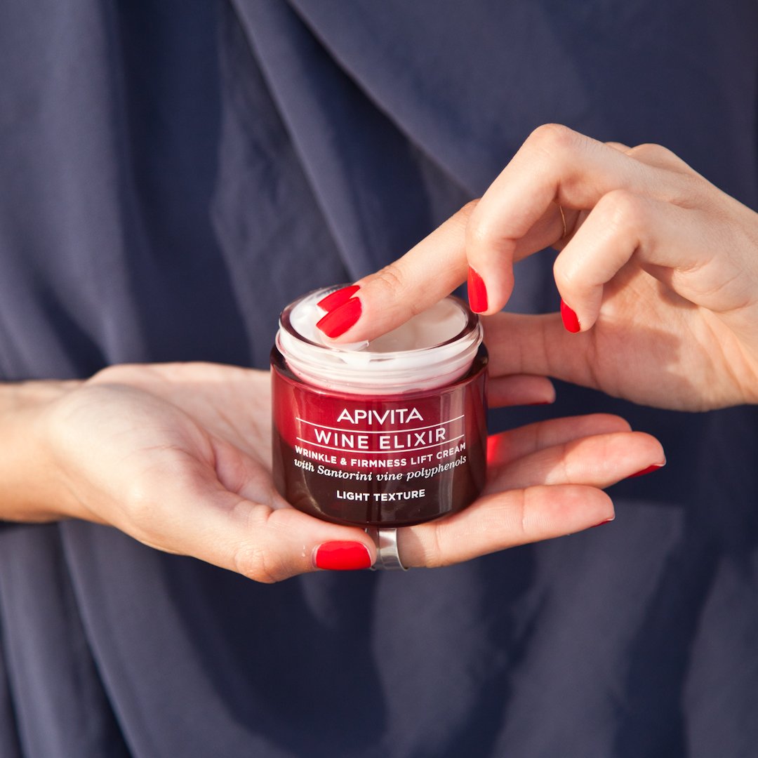ApivitaSA's tweet photo. ❓Have you tried our NEW super powerful anti-aging #WineElixir line?
Powered by #Santorini vine #polyphenols, it will reactivate #skin youth and offer you proven effectiveness on #wrinkles, firmness and lifted contours.
Shop now➡️https://t.co/Y0aSIGrzOI
#apivita #epigenetics https://t.co/bUMPfWgkPM