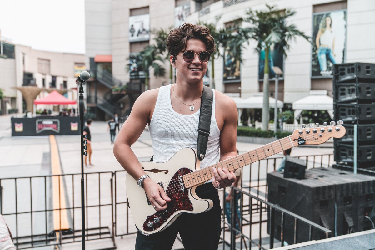 The Vamps tweet media