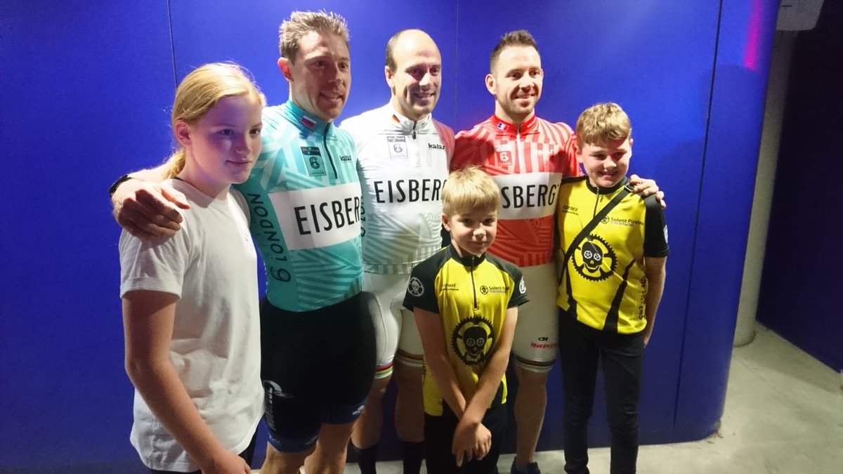 davesarah99's tweet photo. @sixdaycycling great evening ! https://t.co/jNubU2Xc47