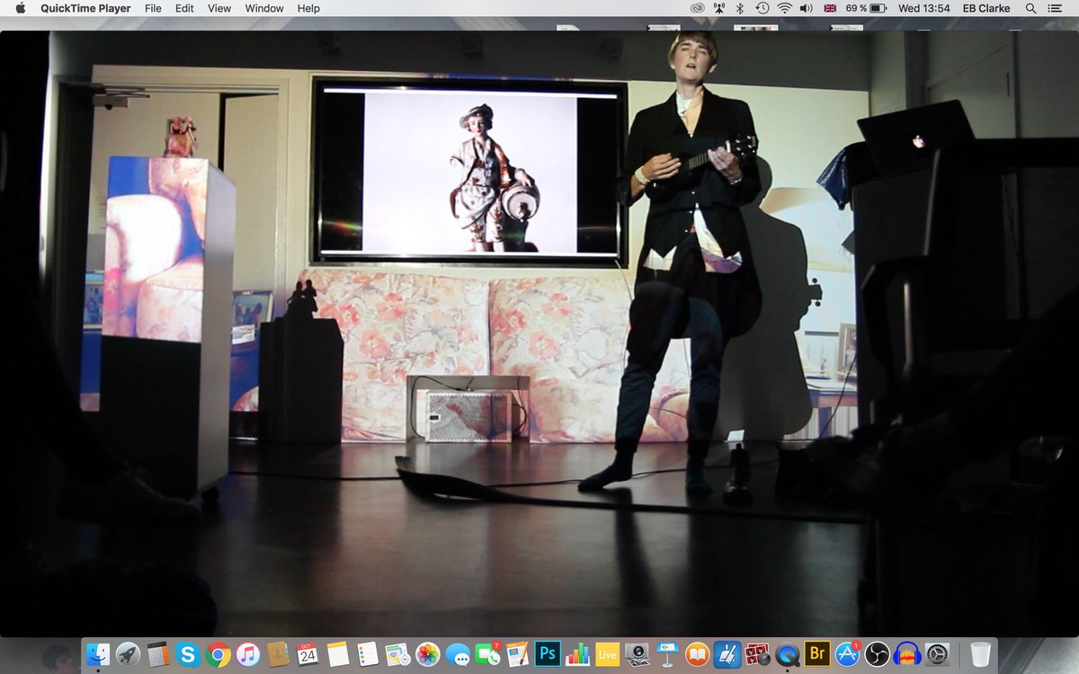 elly_clarke's tweet image. A Class(y) Lecture is happens  at Galerie Wedding this Thursday 1st Nov, looking at class, privilege &amp;amp; the drag of ancestry - through a song on the ukulele, extracts from my own childhood &amp;amp; adult diaries &amp;amp; reframing of my long term @GRproject_ More info: galeriewedding.de/a-cassy-lectur…