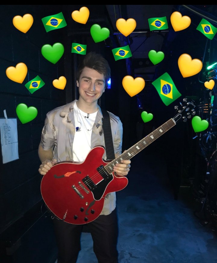 itxlarry_'s tweet image. All the votes for Brendan, the boy is wonderful, Brazil is with you! We look forward to the next performance 💚🇧🇷💛 @brendan_m96 
#TheXFactor 
#TeamLouis