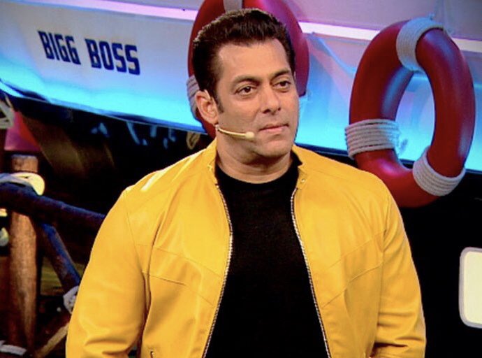 BSKFanClub's tweet photo. #SalmanKhan on #BiggBoss12 in yesterday’s episode! 😎 https://t.co/UA6cSPpBZz