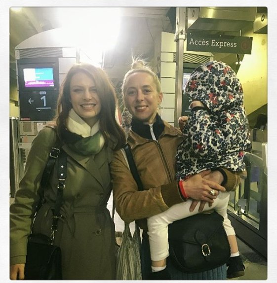 jf1945's tweet photo. salometsya
Rdv fortuit avec la belle @elodiefrege à la gare Montparnasse🚄 ❤️ 🏙Beauté & simplicité... Renée reste incognito! #saturdayinparis #rencontre #elodiefrege #salometsya
https://t.co/OFHLgnHfgW https://t.co/v2NvXkttQV