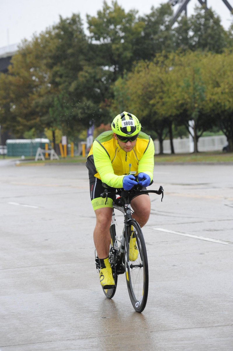 DancorSolutions's tweet photo. Our team members do big things in and out of the office. Kale, CSR, participated in his first Ironman earlier this month and Heidi, Designer, is running in the Marine Corps Marathon today. Awesome job, Kale, and good luck, Heidi! https://t.co/ILU1B5RUoZ