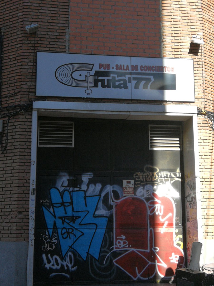 blackandbeat14's tweet photo. En un ratito os esperamos en @gruta77madrid junto a @Rodrigomusicado 🎸 https://t.co/fU95CsTaCr
