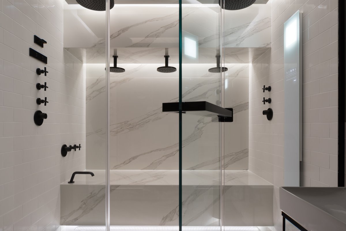 Interested in having a #steamroom or #steamshower installed in your home? We'd be happy to come and meet you to discuss your options, free of charge. Have a look at this luxury steam shower installation of ours in #Battersea #London ow.ly/y4Ux30moSNw