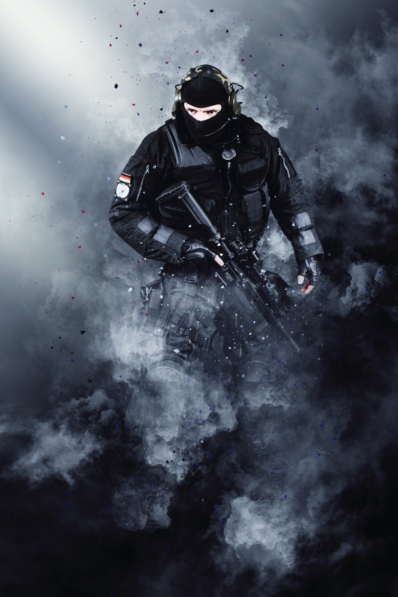 AirsoftOps's tweet image. Give me a caption. #SpecialOperator #military #combat