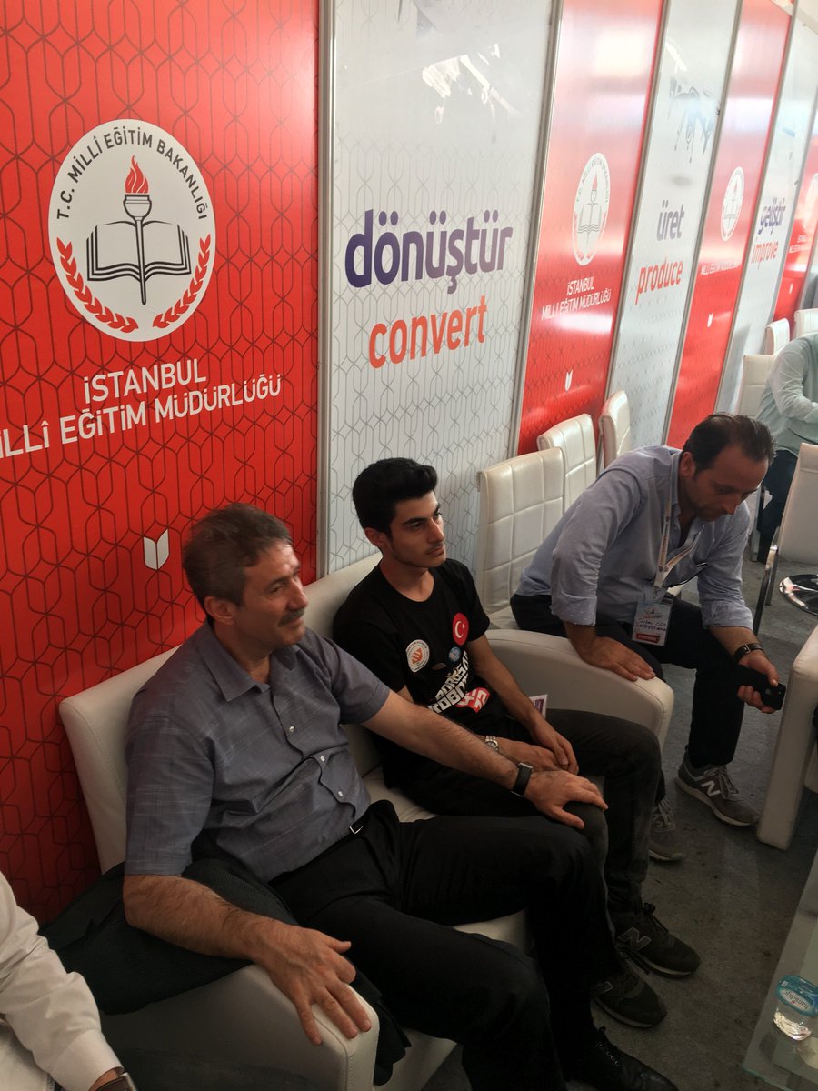 BorusanRobotics's tweet photo. @memleventyazici Levent Bey; 
Sizinle Teknofest kapsamında konuşma fırsata yakalamıştık.Katıldığımız FRC yarışmasının İstanbul ayağında en iyi robot tasarım ödülünü aldık.Şimdi ki planımız ise Amerika bölgesindeki yarışmaya katılmak. Bize yardımcı olursanız çok sevinirz. Sağolun. https://t.co/2Qd1PXWGtO