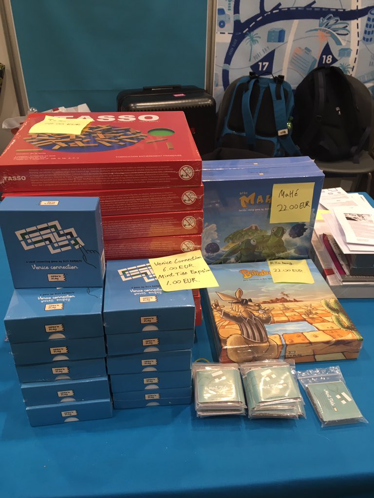 Playte_games's tweet photo. The last day of spiel18 you can play venice connection & tasso. #tasso #veniceconnection #spiel18 #Boardgame #j2s #ボードゲーム https://t.co/zjZPinqemH