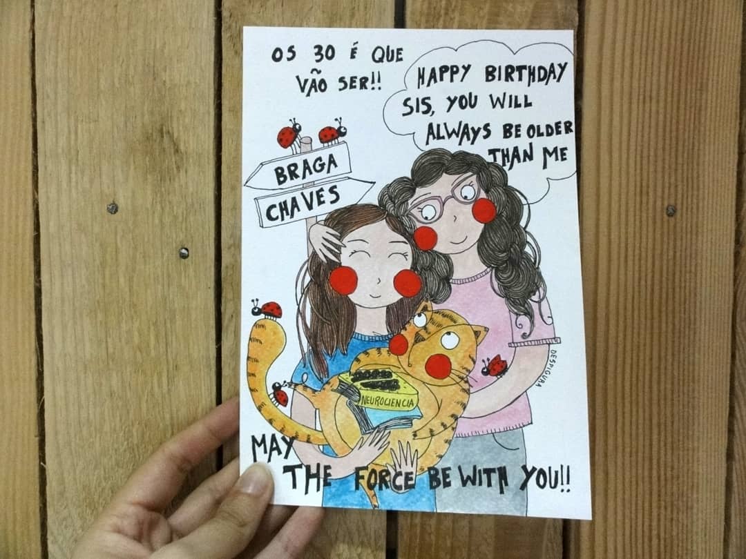 desfigura's tweet photo. Personalized products with love!! 
Os 30 é que vao ser!
You can customise yours.... Now!
#desfigura #catartist #illustrationart #illustration #illustrationartists #illustrator #Cat #friendsforlife #draw #drawing #creative #myart #sisters #drawofday #handmade #friendship #friends https://t.co/bU7yycZSEy