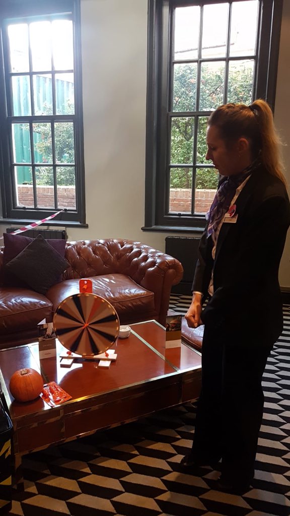HuntonParkHotel's tweet image. Thank you @goto_events for dropping the team some treats and games, such a wonderful surprise for the team 🔮⚰️🧟‍♂️🎃 #gotoevents #teambuilding #happyhalloween #huntonparkhotel #huntonparkteam #conferences #trickortreat