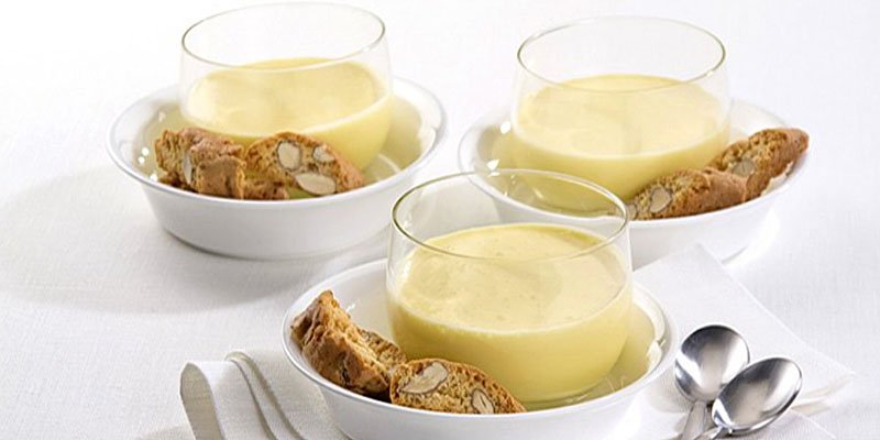 100ITA's tweet photo. #Marsala-flavored hot #zabaione - prepared with #eggs and #whitesugar can be paired with #biscuits or topped over #cakes and #pastries.#Zabaione caldo al #Marsala, preparato con #uova e #zuccherosemolato da accompagnare a #biscotti #dolci e #pasticcini. Thanks to @mimiecoco2014 https://t.co/ars11TWQFP
