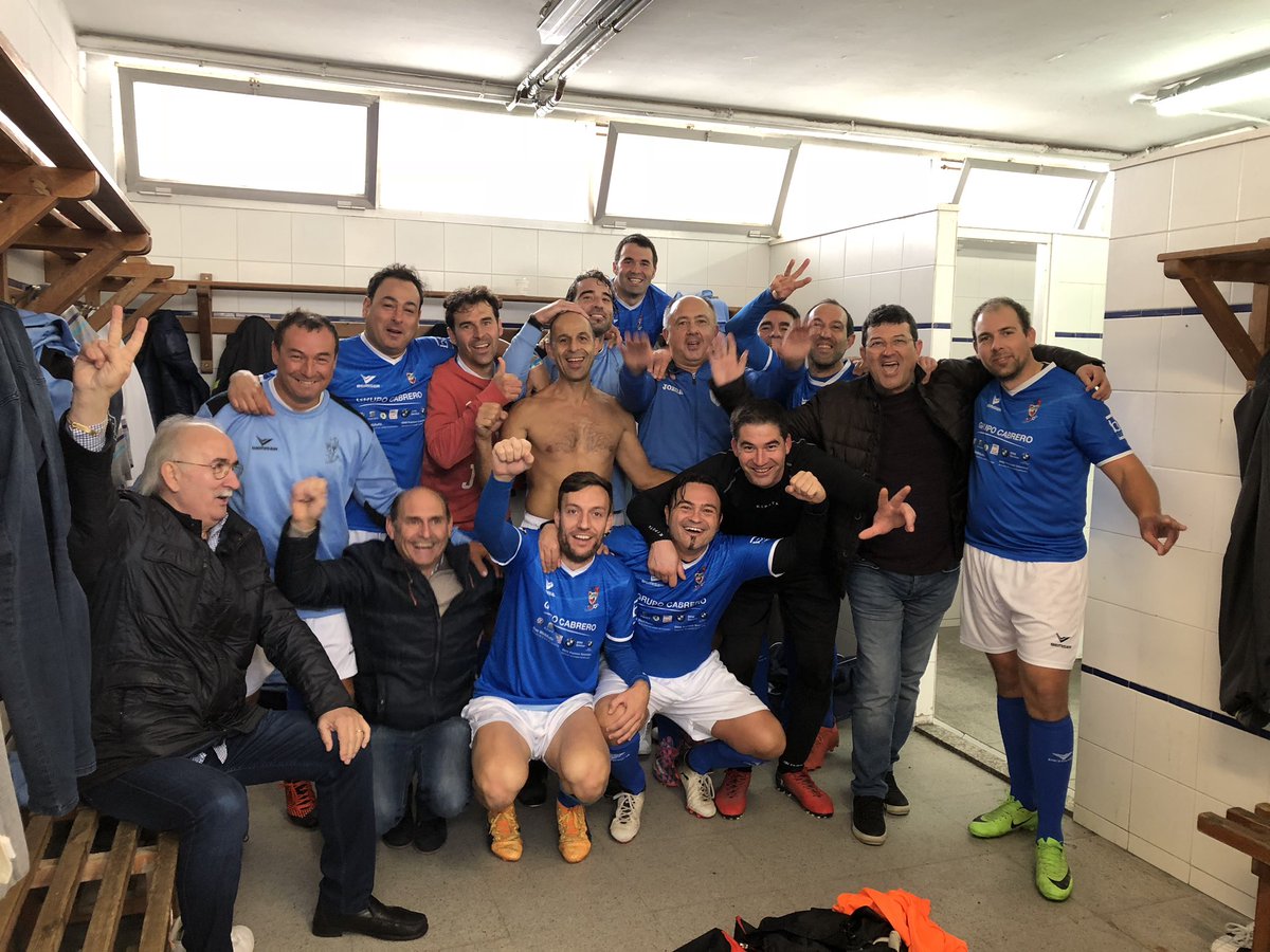 binefarvet's tweet photo. Finalllll !!! 
3 puntazos!!
Bordeta 1 Binéfar 2 (Jairo y Blanc) https://t.co/2HFPF7hkYK