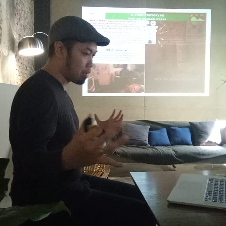 SIG_architect's tweet photo. IT'S WRAP!
THANK YOU EVERYONE!

DISKUSI DESAIN
#ARSITEKTUR_DAN_POHON 
Kutak-Katik Hijau: Sebuah Eksplorasi Ruang Hijau di Perkotaan 

#spaceinceptionseries 4.0 
ARCHITECTURE &amp; INSTALLATION EXHIBITION
(collaborative event with Jakarta Architecture Triennale 2018 IAI Jakarta) https://t.co/CakH1y8gmZ