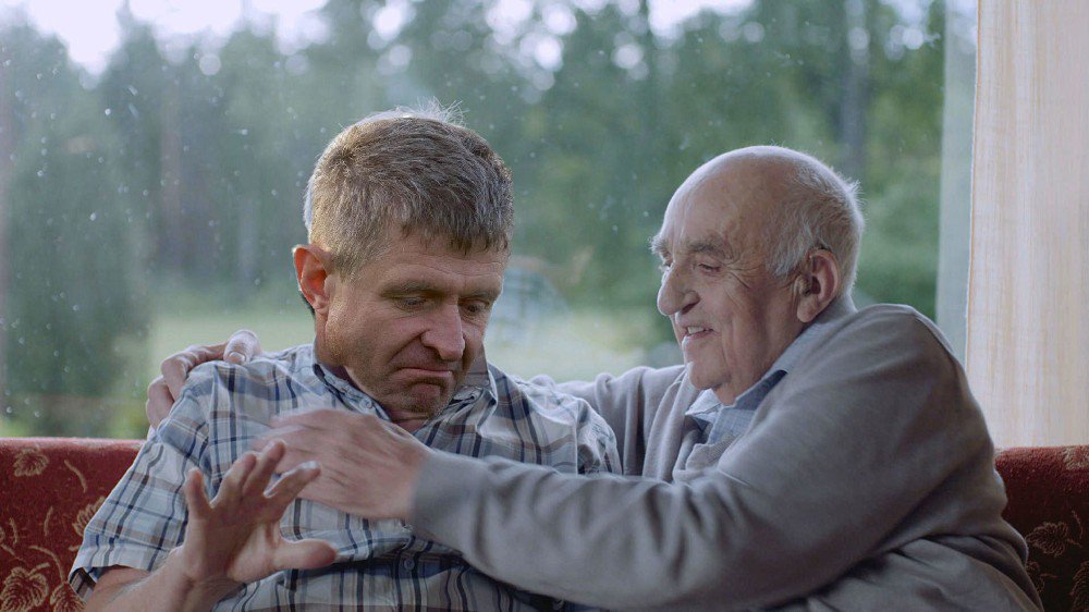 Brann trener Lars Arne Nilsen er så nervøs for å møte Trønderne at han måtte ty til andre metoder.
Ser ikke veldig fornøyd ut 😅
<a href="/skbrann/">Sportsklubben Brann</a>