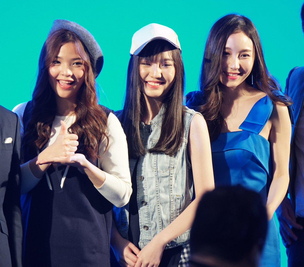 z3144228's tweet photo. งานTGS วันนี้ #OrnBNK48   #NatherineBNK48   #BNK48 https://t.co/x873TynDEt
