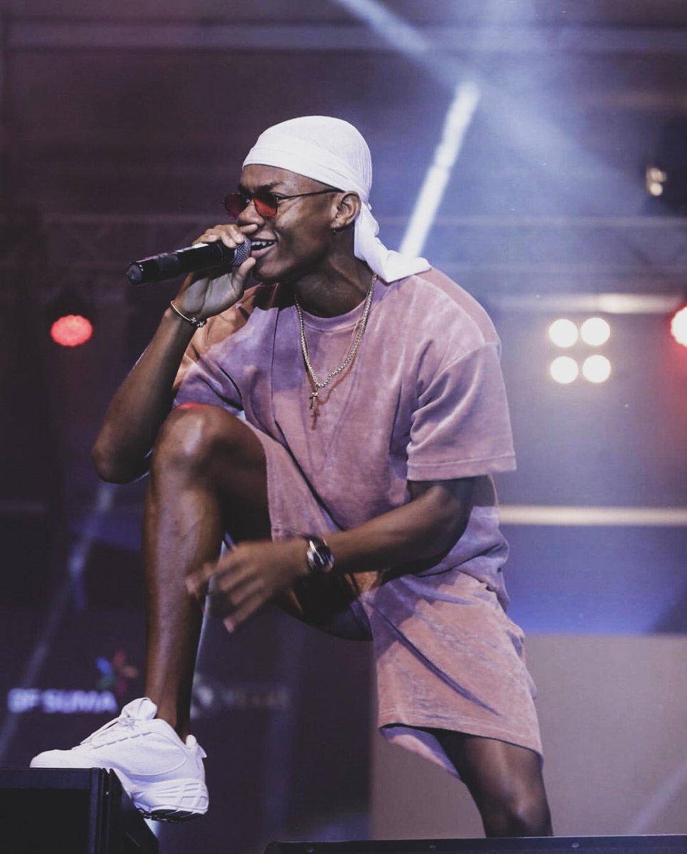 KiDiMusic's tweet photo. Esikyere Papa with the Sauce π¦
#BFSumaCONCERT18 was π₯π₯π₯ https://t.co/g3GVrRhGU4