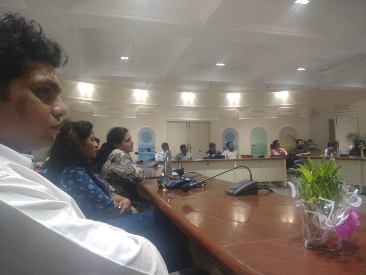 ankittiwadi's tweet photo. जर्मन भाषा का सौंदर्य #जयपुर में दिखा। 
@devkaransaini91 जी का आभार। @ps_jaipur जी का साधुवाद।
#Jaipur https://t.co/srUMVDm74b