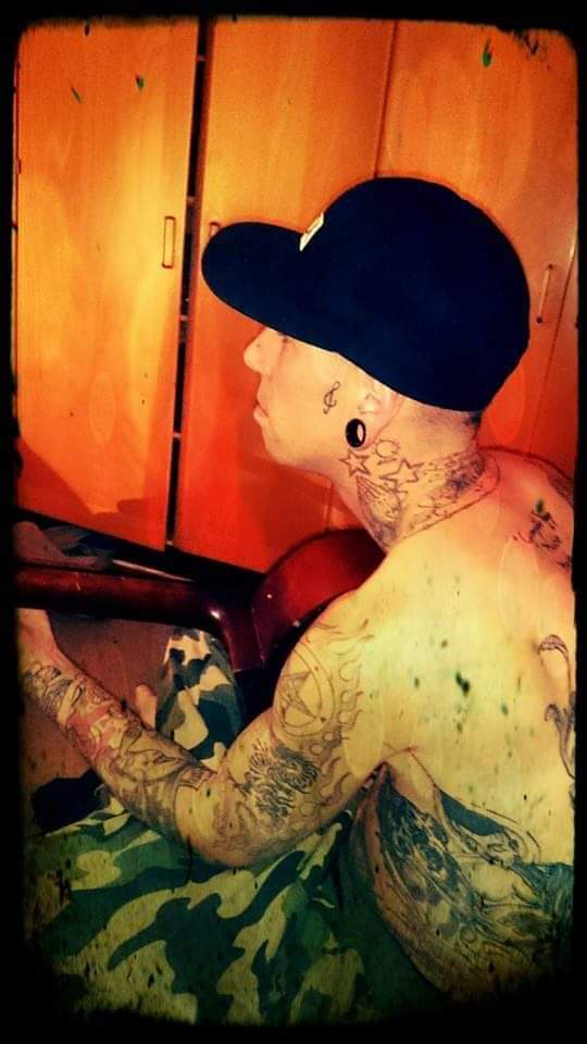 Some time ago just jammin n kickin it #guitarplayer #klik #jamming #DK