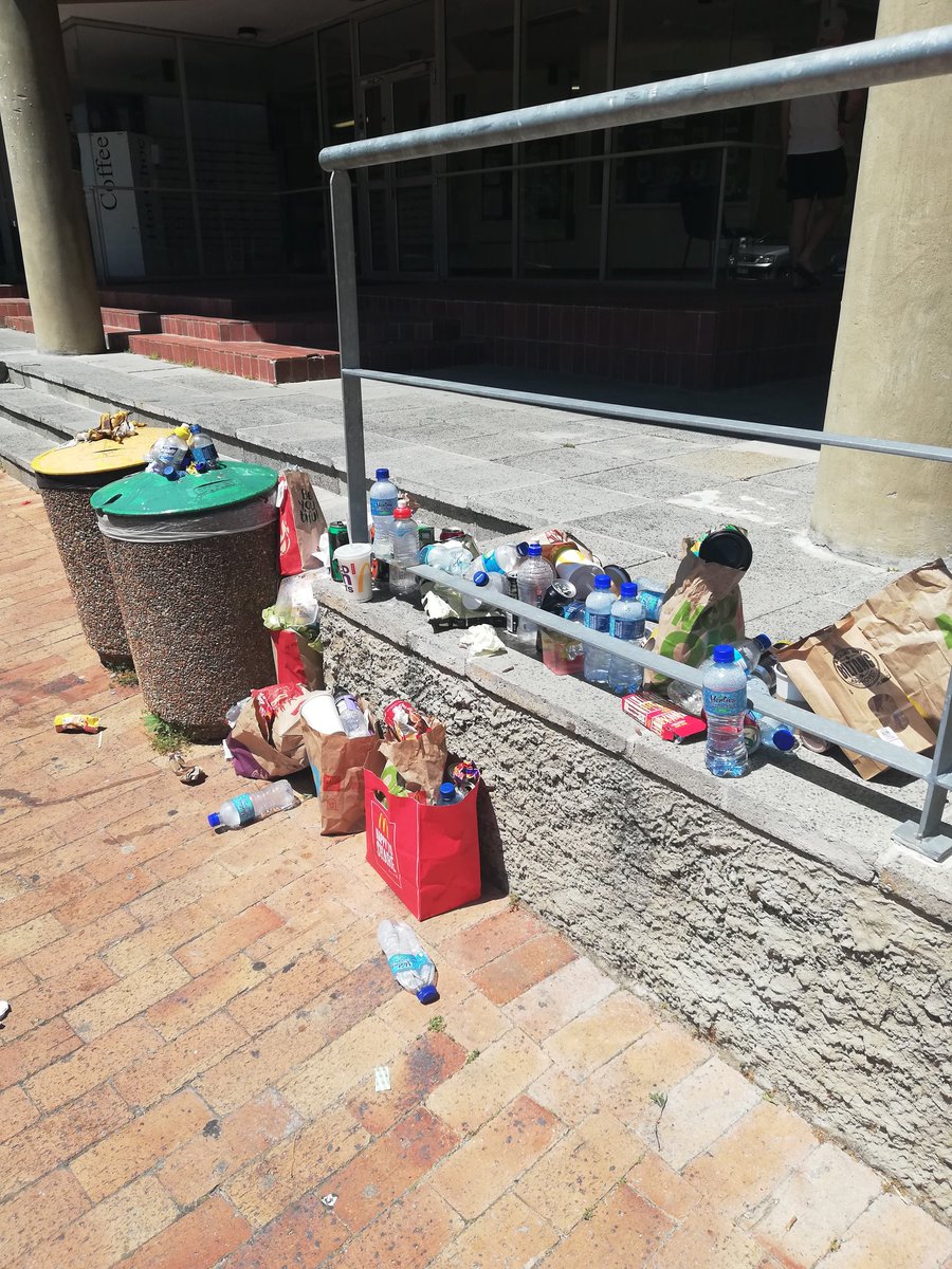 Alex van Eeden tweet media