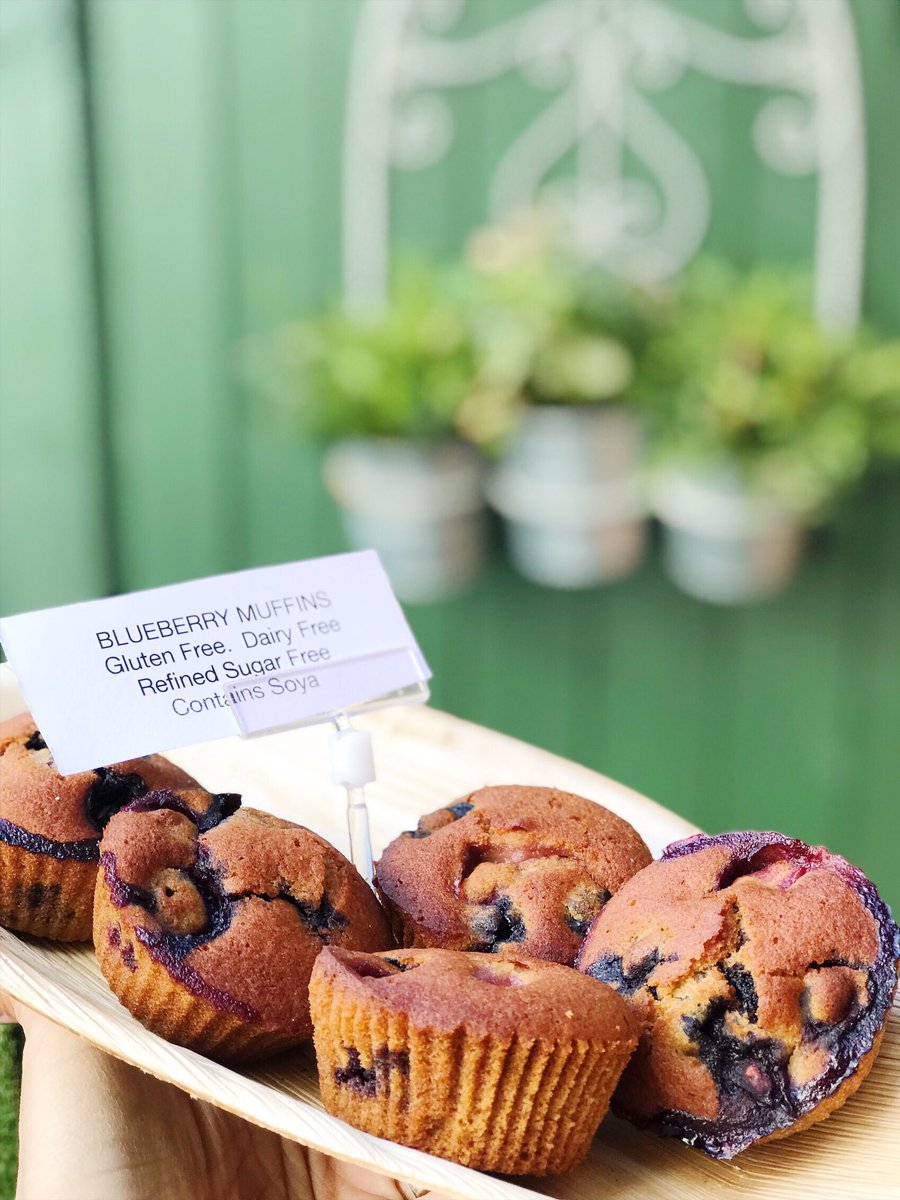 Lumaloves's tweet photo. Blueberry Muffins ✨ fancy a Sunday cupcake?
.
.
.
.
#sunday #cupcakes #glutenfree #dairyfree #norefinedsugar #realcakes #healthycake #cake #london #sw19 #wimbledon https://t.co/SoR1tAbsix