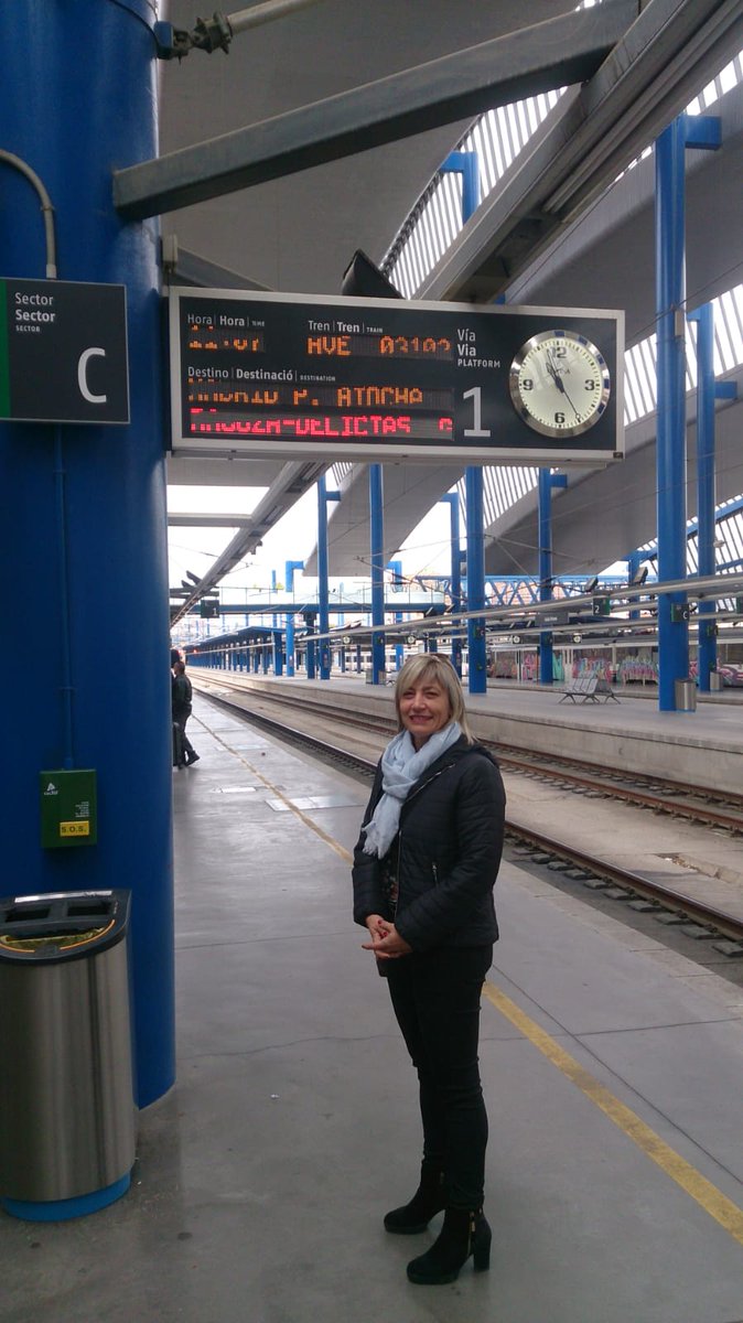 hornodejulia's tweet photo. Camino de Madrid para asistir mañana a la gala de entrega de las estrellas a las 80 mejores panaderías de España
#hornodejulia #pandeverdad
@aragonradio @heraldoes @altoaragon @CopeBarbastro @aragontv @periodicoaragon @CruzadoAragones @aragondigital @EsRadio_Huesca @RadioHuesca https://t.co/iZYmQ7wDCk