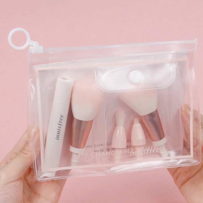 JebanSundae's tweet image. ชอบอันนี้ แปรงแบบเปลี่ยนหัวได้ของ Innisfree น่าจะสะดวกสำหรับสาวๆ ที่ชอบพกแปรงแต่งหน้าไปไหนมาไหน แถมยังประหยัดพื้นที่กระเป๋าด้วย อยาก ลงแป้ง ปัดแก้ม คอนทัวร์หน้าเพิ่ม ก็แค่เปลี่ยนหัวแปรงเอง เยิฟฟฟ 😍😍😍😍