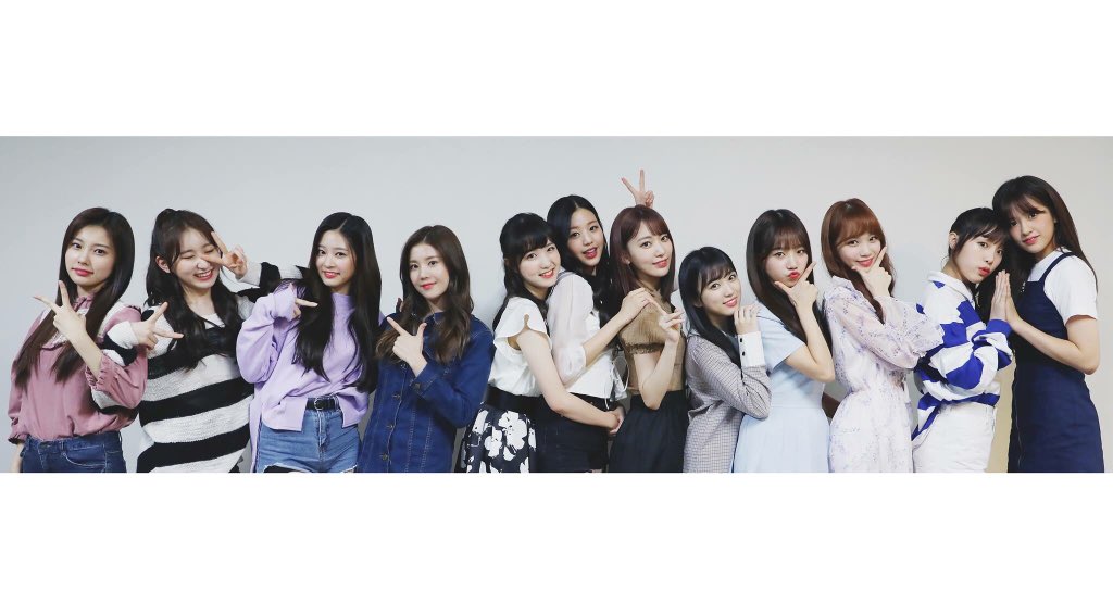 BlueMarimong's tweet photo. 아이즈원 단체사진 모음🌸 타래
#IZONE #아이즈원 https://t.co/hinLA7JUAN