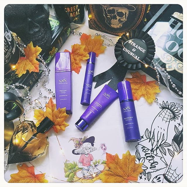 jesterjokerfool's tweet photo. • So, I managed to get a @nxnbeauty 30 day subscription box, practically for free (except for the international p&p) because of @gothfruits code 😍🖤 H A L L O •
#ukig #instagood #instauk #instaphoto #instaphotography #flatlay #flatlaystyle #flatlayph… https://t.co/S0qkkW5NE7 https://t.co/1s0vcXNbQd
